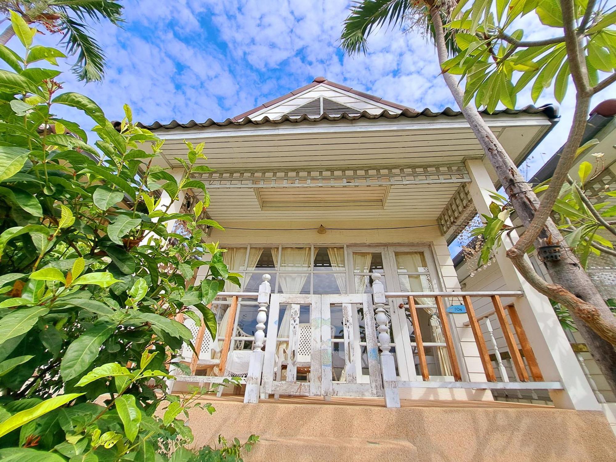 Prathana Garden Beach Resort HHQ Exterior foto