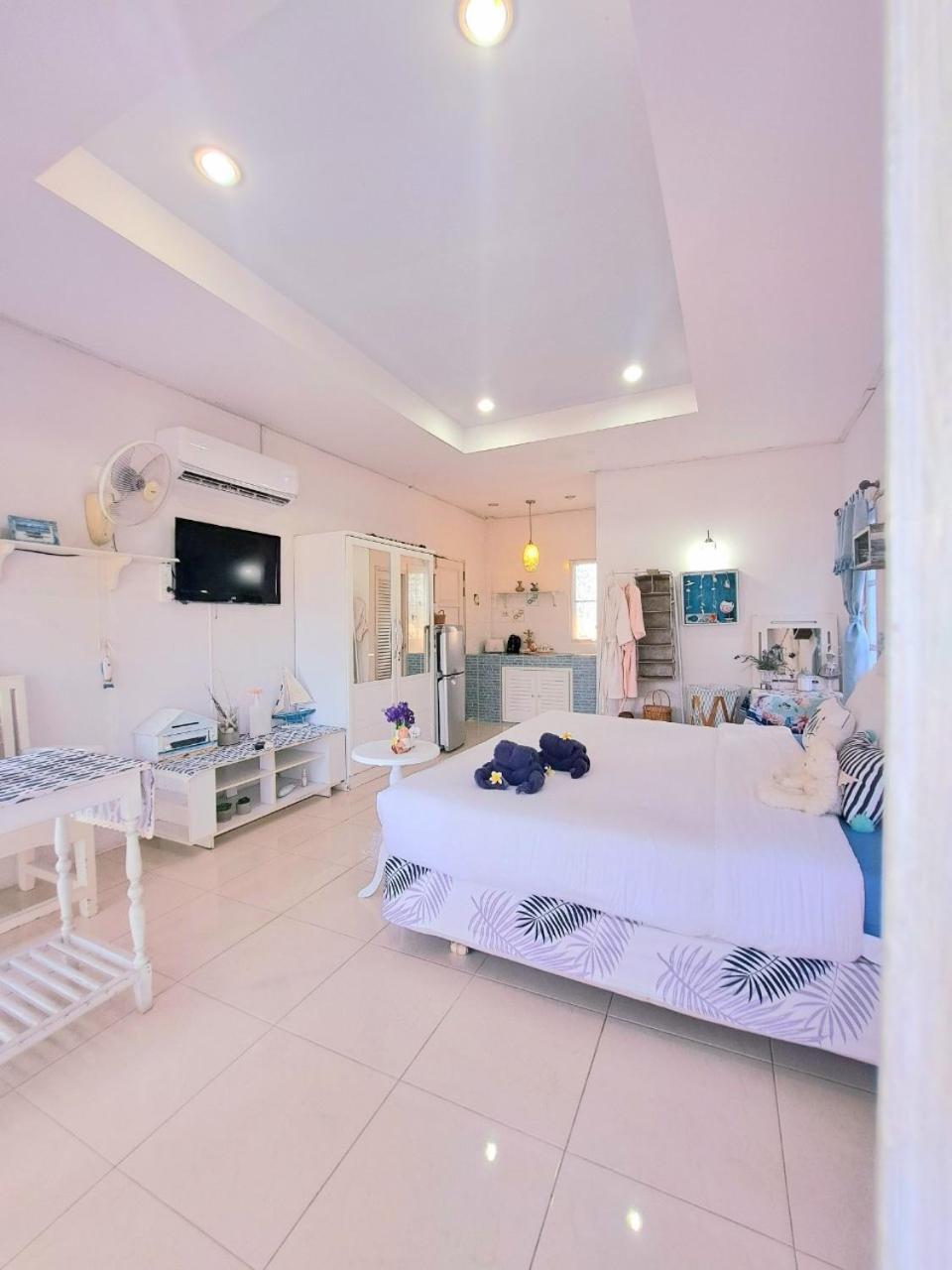 Prathana Garden Beach Resort HHQ Exterior foto